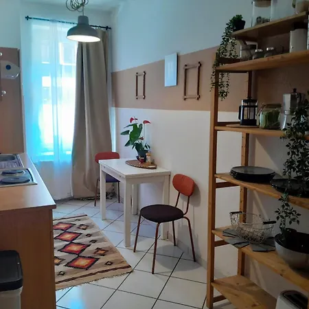 Apartman Spacious In Old-west - Leutsch