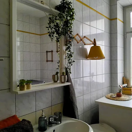 Apartman Spacious In Old-west - Leutsch *